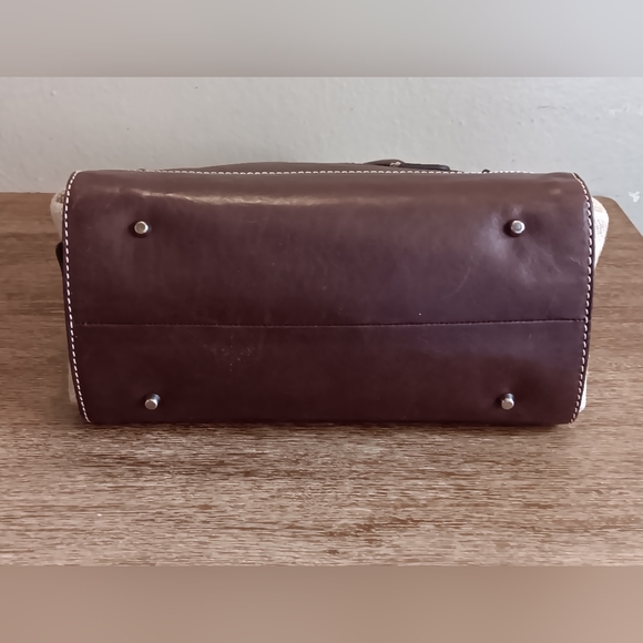 Brown Small Hand bag ! - Picture 8 of 9